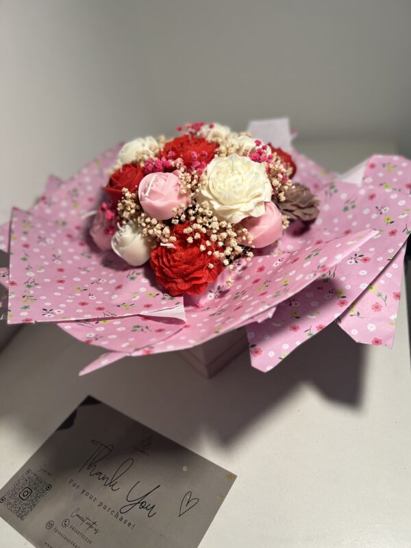 Amber Noir Bouquet - Image 2